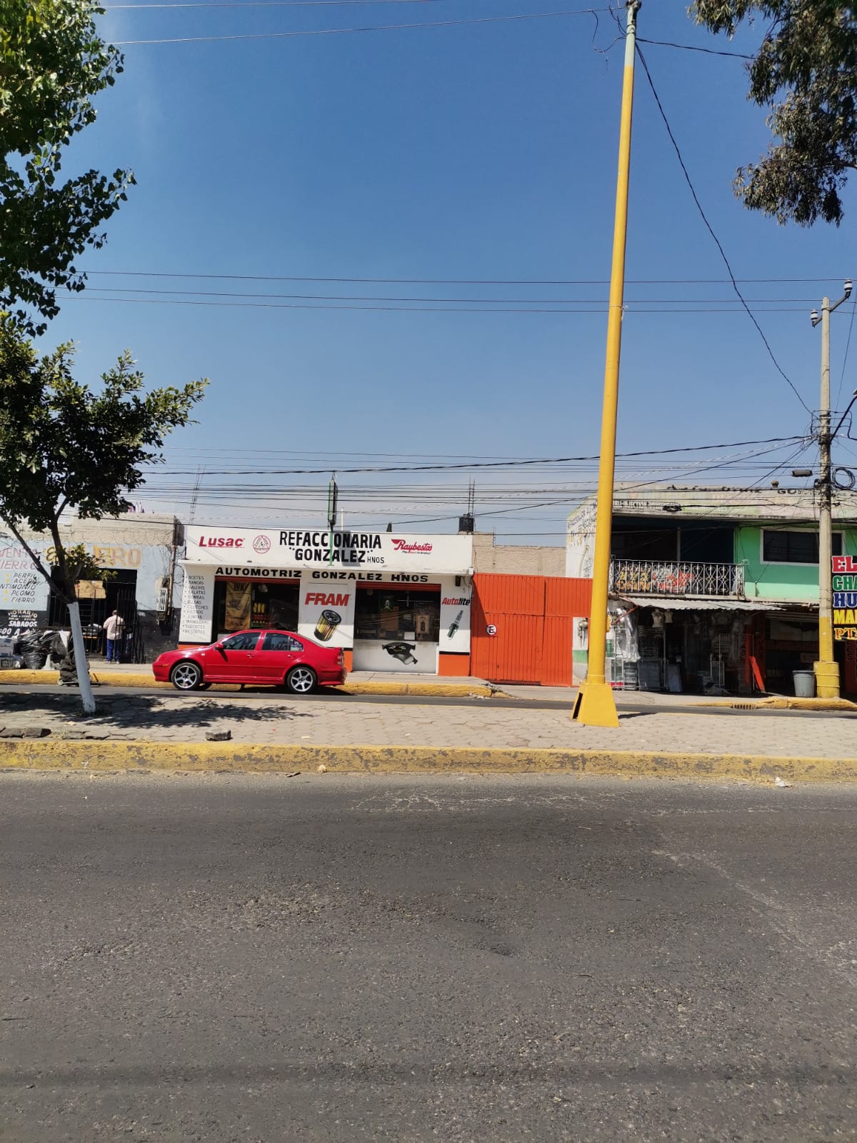 Interior del terreno comercial en Ecatepec — local comercial